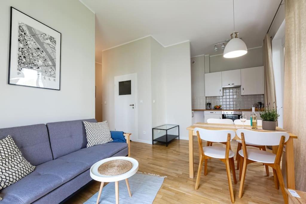 Bright And Cozy Apartment Near Park, With A Huge Terrace. Varsó Kültér fotó