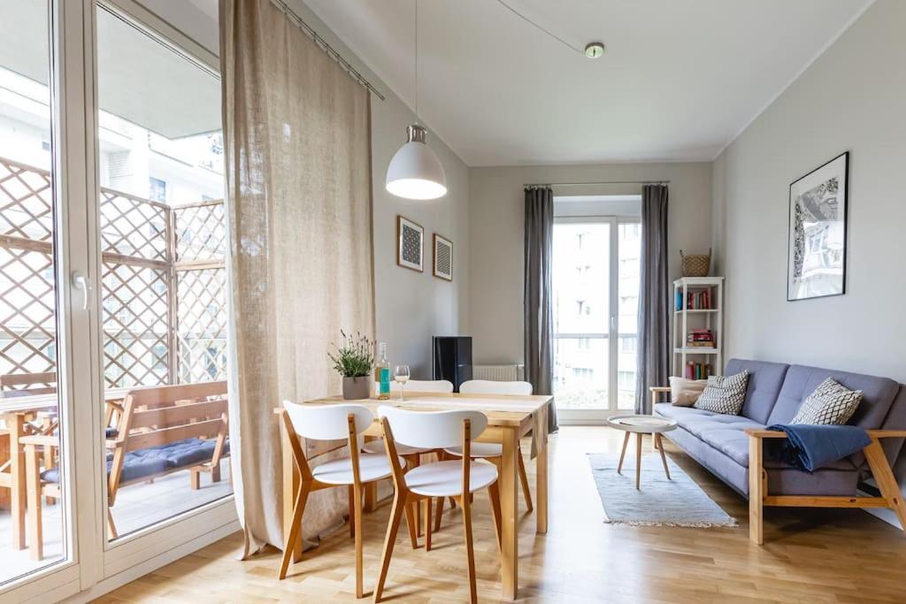 Bright And Cozy Apartment Near Park, With A Huge Terrace. Varsó Kültér fotó